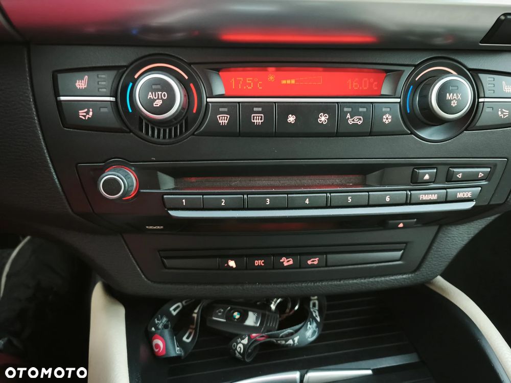 BMW X6 xDrive50i Edition Exclusive - 24