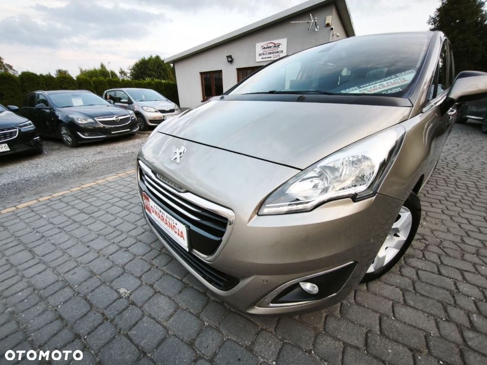Peugeot 5008 - 19