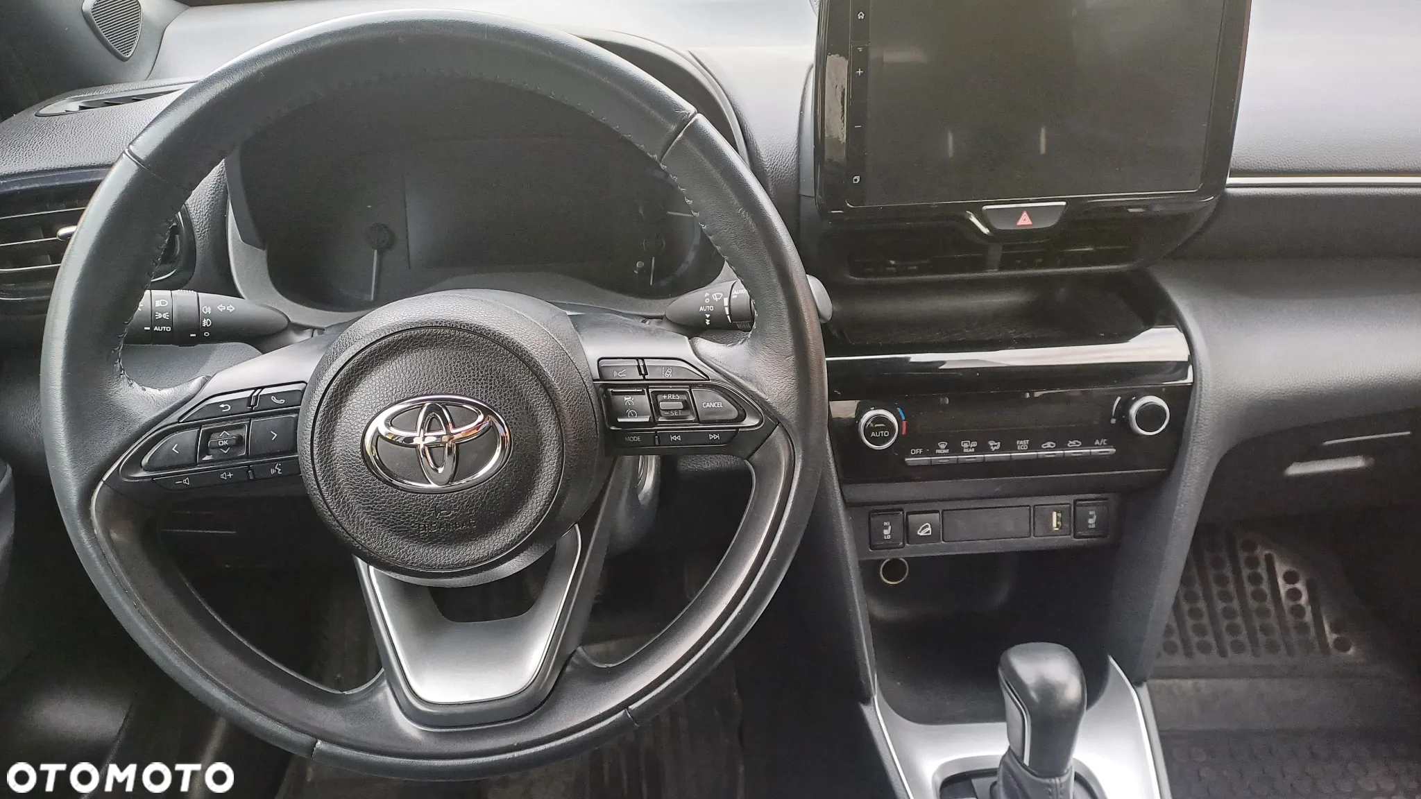 Toyota Yaris Hybrid 1.5 Comfort - 11