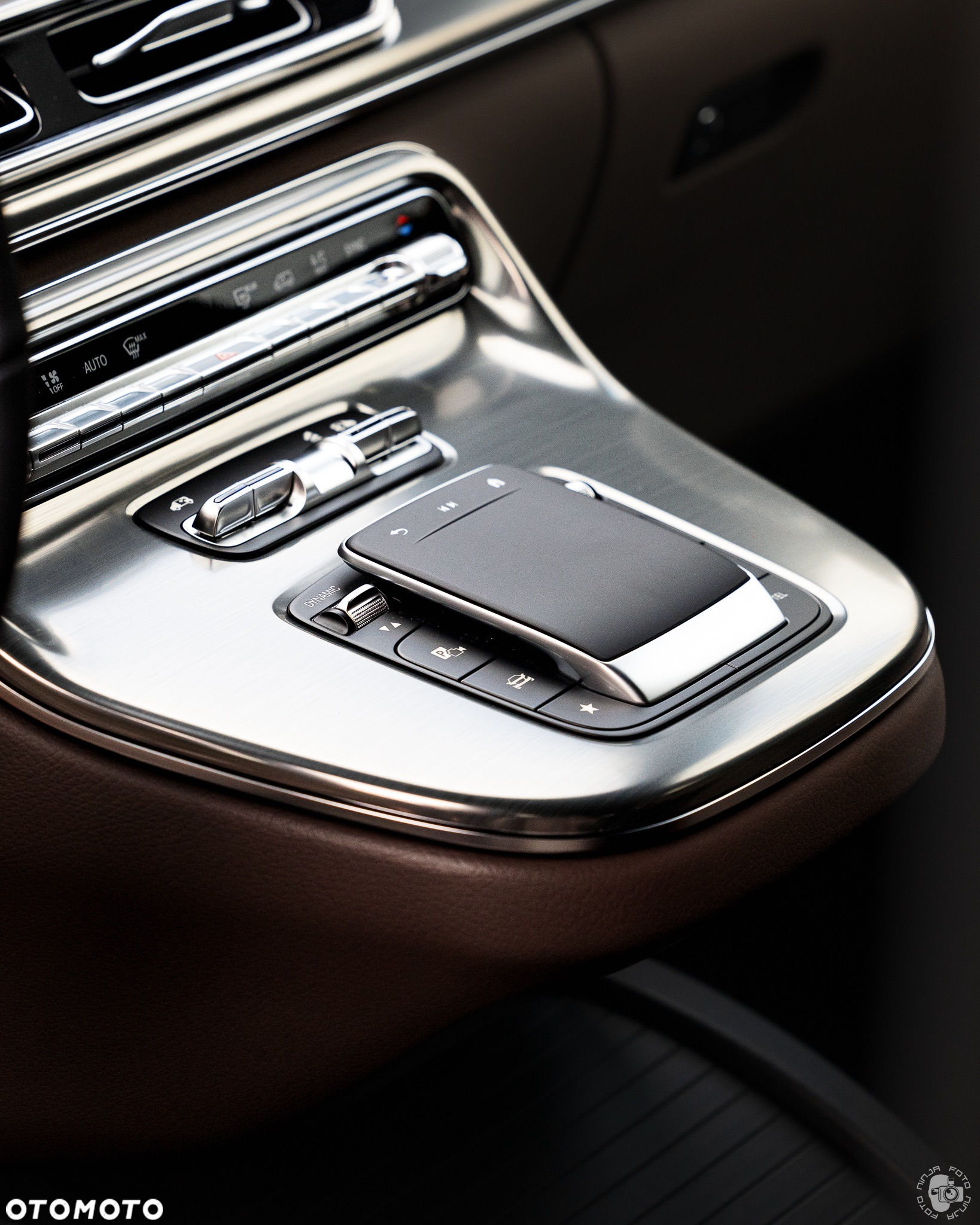 Mercedes-Benz Klasa V 300 d 9G-Tronic Exclusive (ekstra d³) - 19