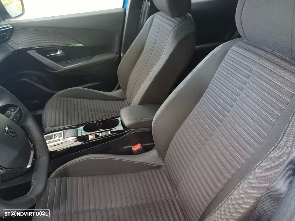 Peugeot e-2008 54 kWh Active - 14