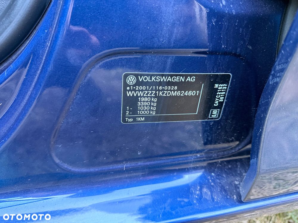 Volkswagen Golf 1.6 TDI DPF BlueMotion Technology MATCH - 8