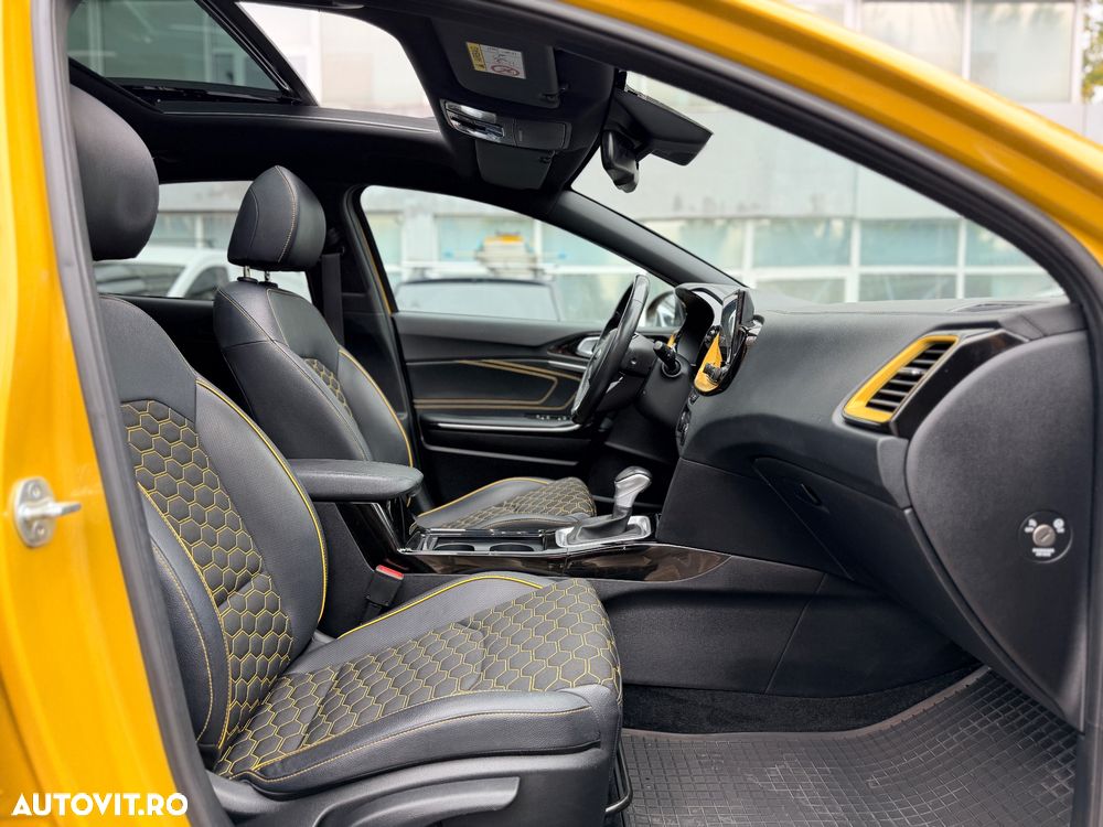Kia XCeed 1.5 T-GDI 7DCT Style+ - 12