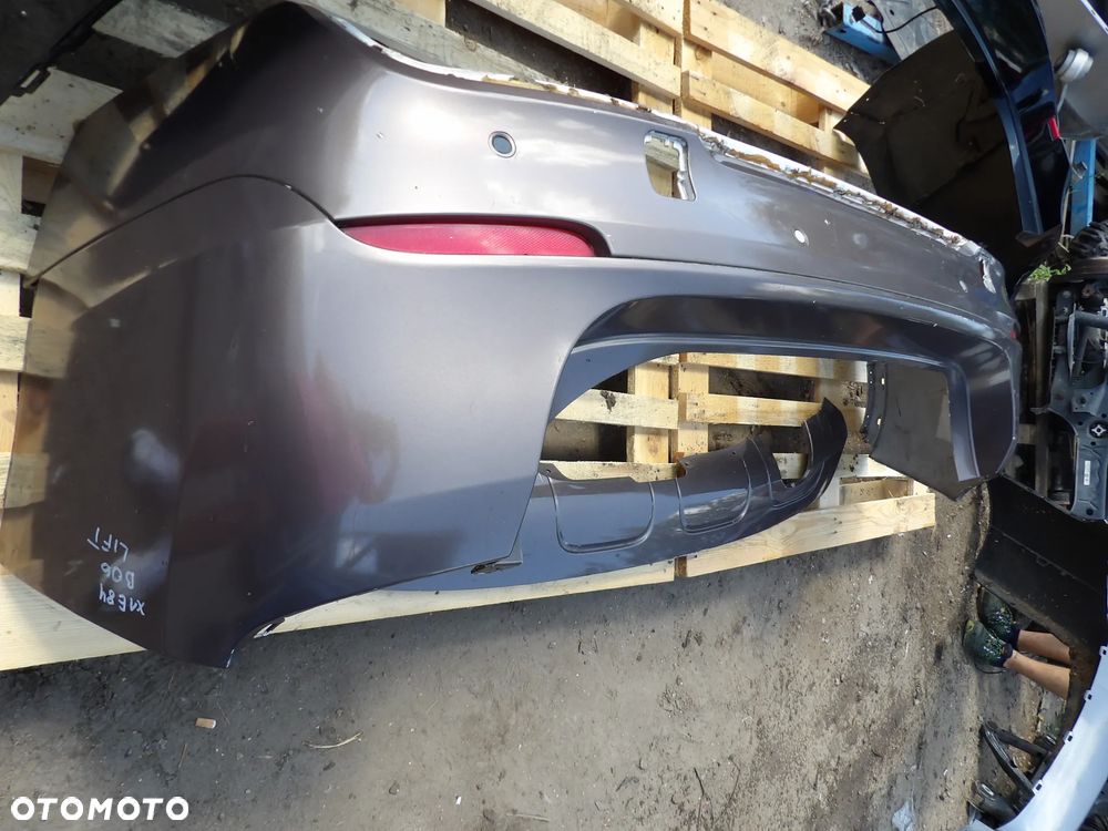 BMW - X1 , E84 - KOLOR B06 - ZDERZAK TYŁ - 1