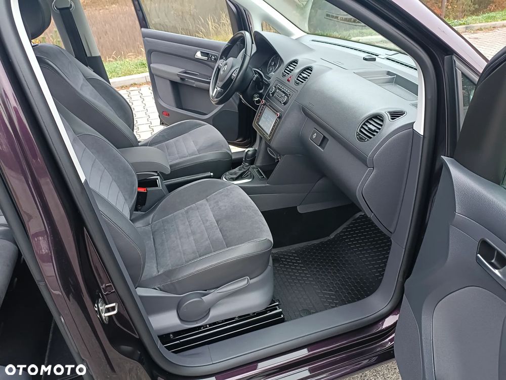 Volkswagen Caddy Maxi Highline DSG - 17