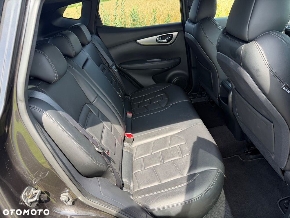 Nissan Qashqai 1.2 DIG-T Xtronic TEKNA+ - 12