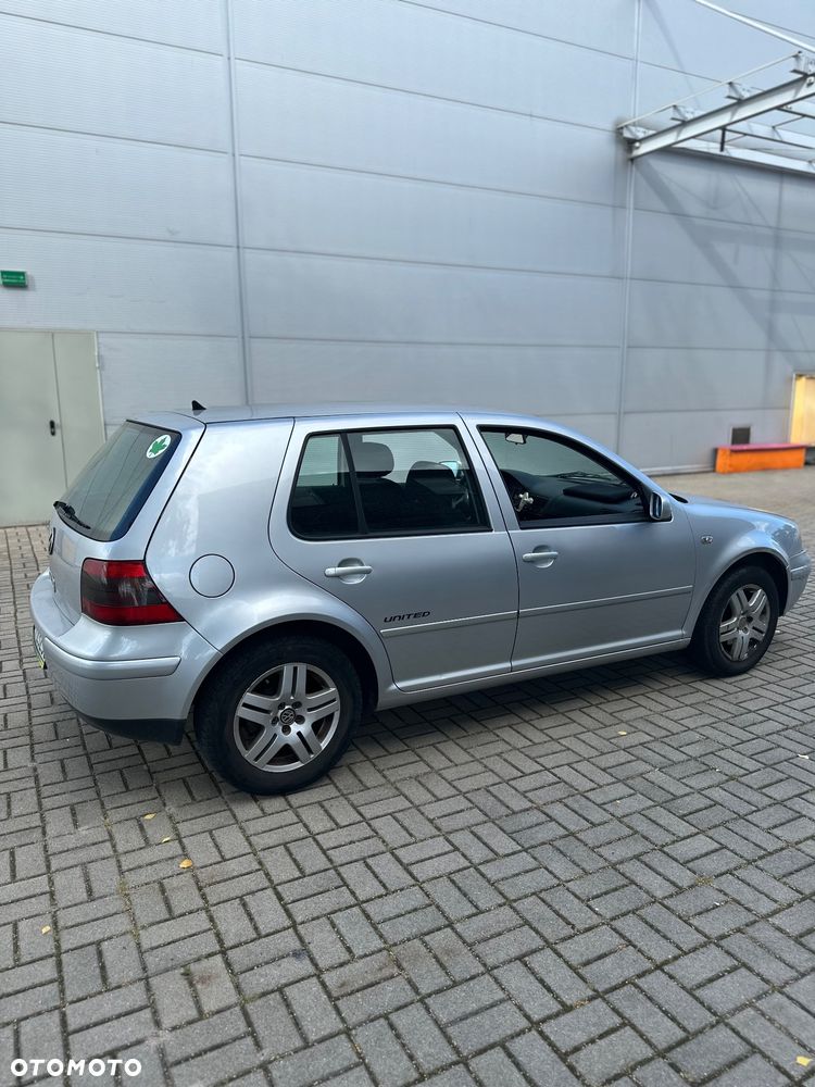 Volkswagen Golf 1.9 TDI - 8