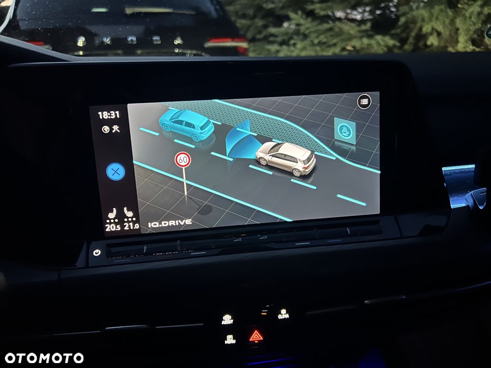 Volkswagen Golf 2.0 TSI OPF DSG Style - 25