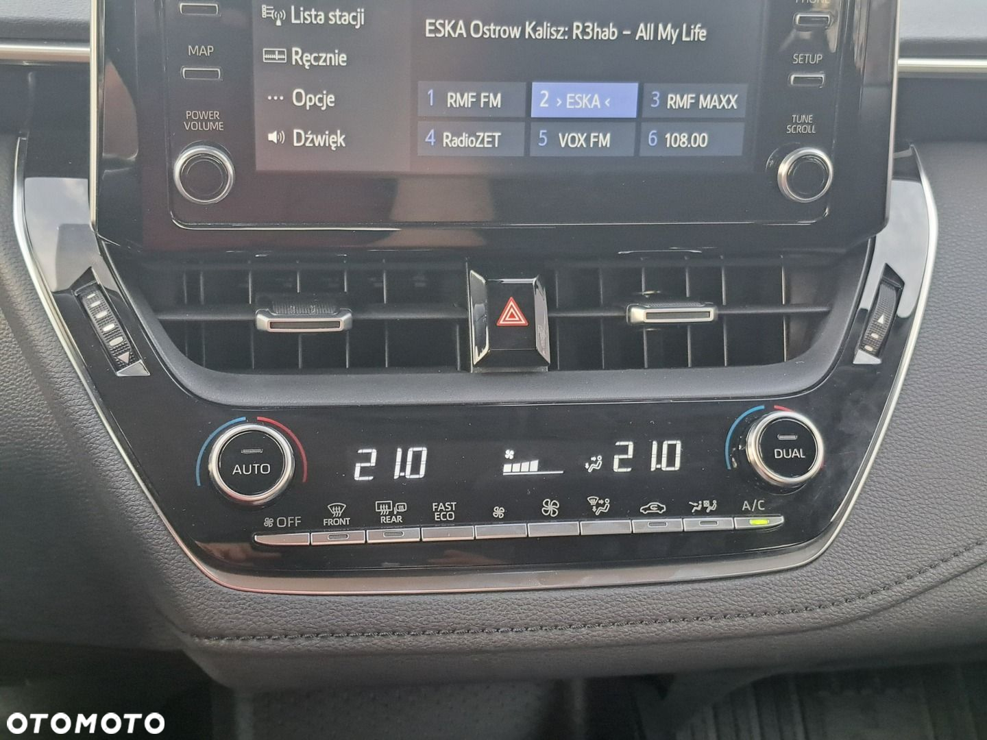 Toyota Corolla - 15