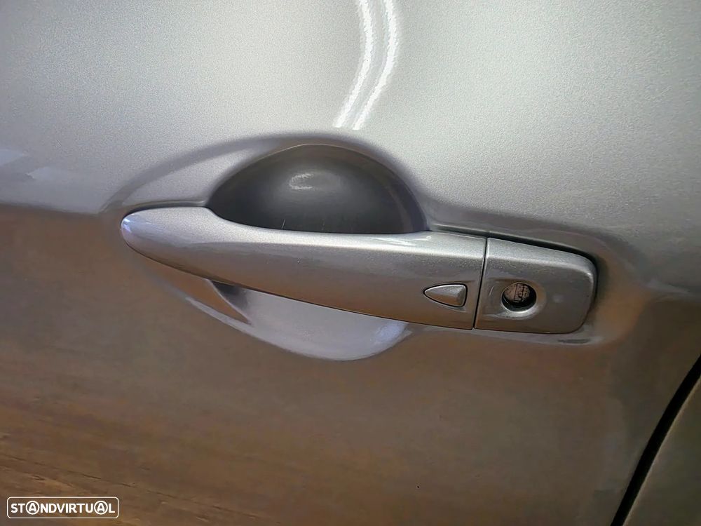 Nissan Qashqai 1.5 dCi N-Connecta 18 - 21