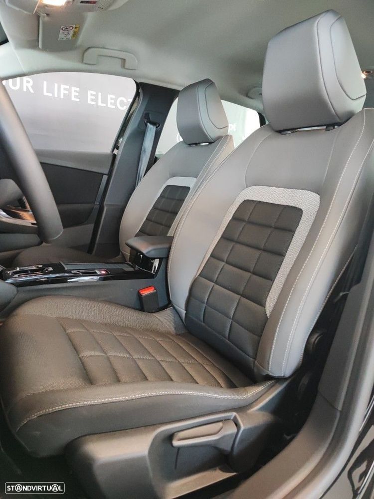 Citroën e-C4 136 PLUS - 7