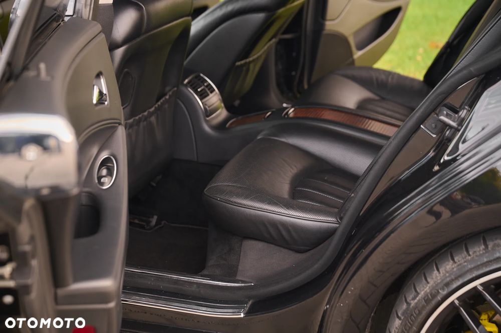 Mercedes-Benz CLS 350 7G-TRONIC - 23