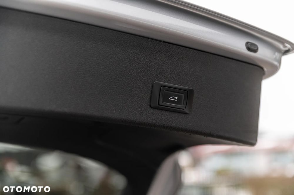 Audi A4 Avant 2.0 TDI DPF Attraction - 40