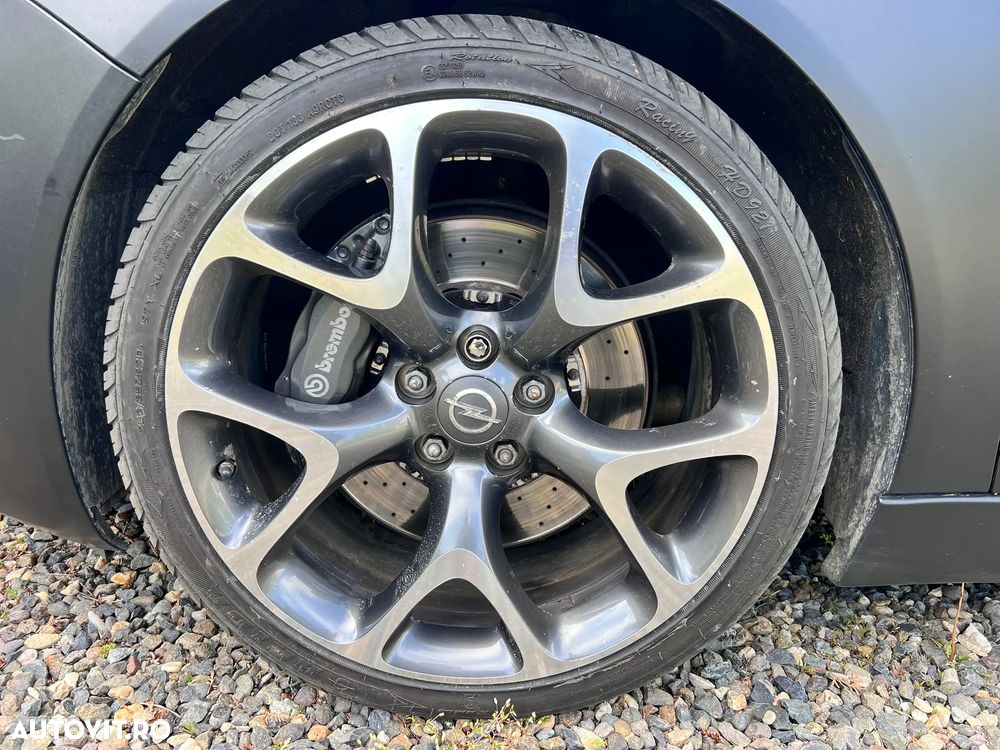 Opel Insignia 2.8 V6 Turbo 4x4 OPC - 17