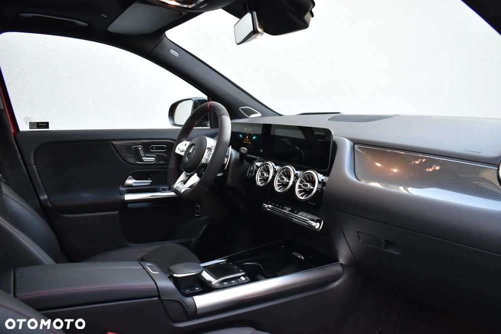 Mercedes-Benz GLA AMG 45 S 4Matic+ AMG Speedshift DCT 8G - 15