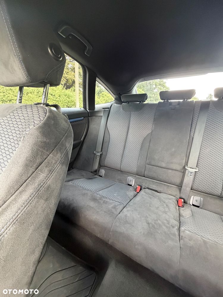 BMW Seria 3 330d xDrive - 7