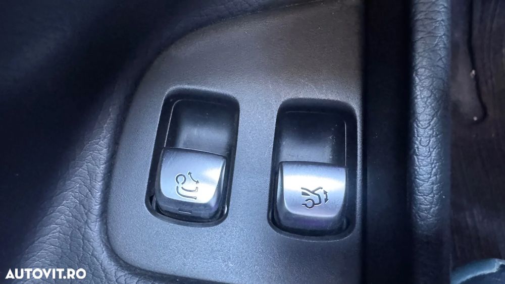 Mercedes-Benz E 300 Aut. - 14