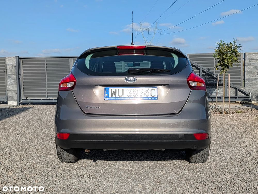 Ford Focus 1.6 Trend - 6
