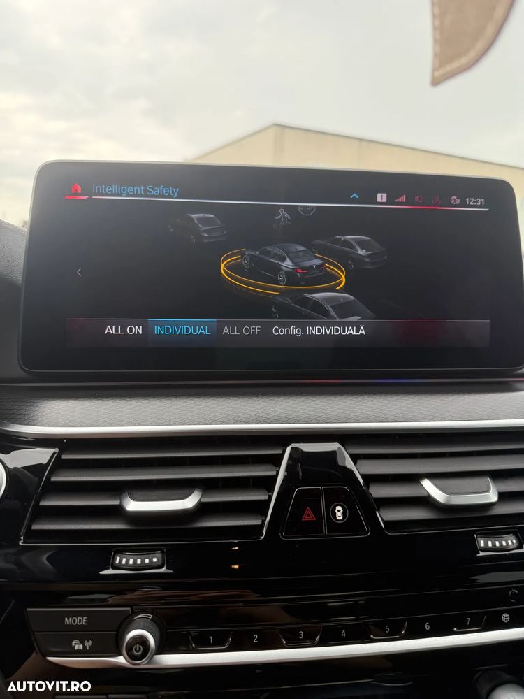 BMW Seria 5 530e xDrive Aut. M Sport Edition - 34