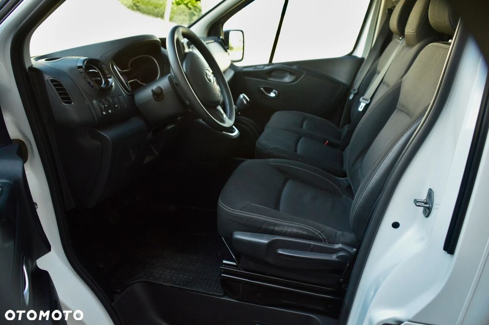 Renault TRAFIC - 35