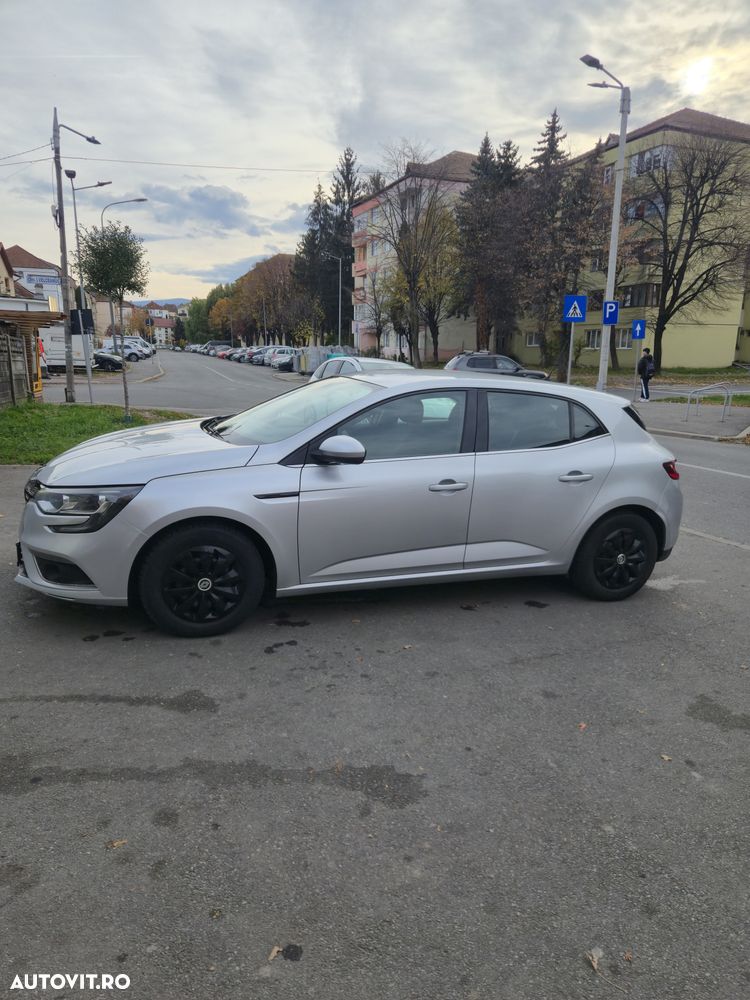 Renault Megane 1.5 dCi Expression - 4