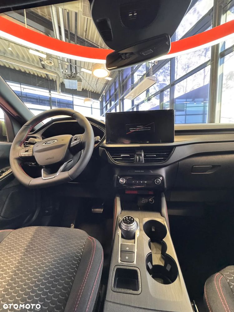 Ford Kuga 2.5P PHEV FWD ST-Line eCVT - 11
