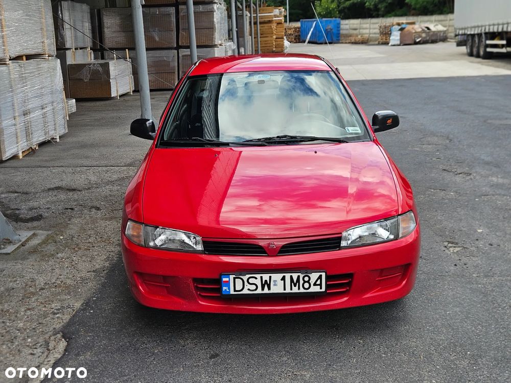 Mitsubishi Lancer 1300 GL - 11