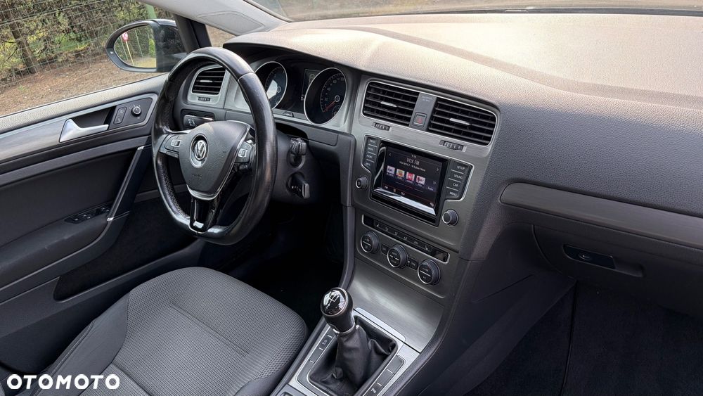 Volkswagen Golf 1.6 BlueTDI Trendline - 12