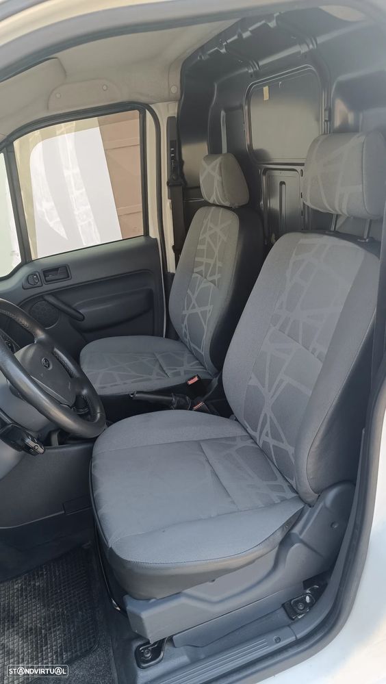 Ford Transit Connect 1.8 TDCi Curta Trend - 14