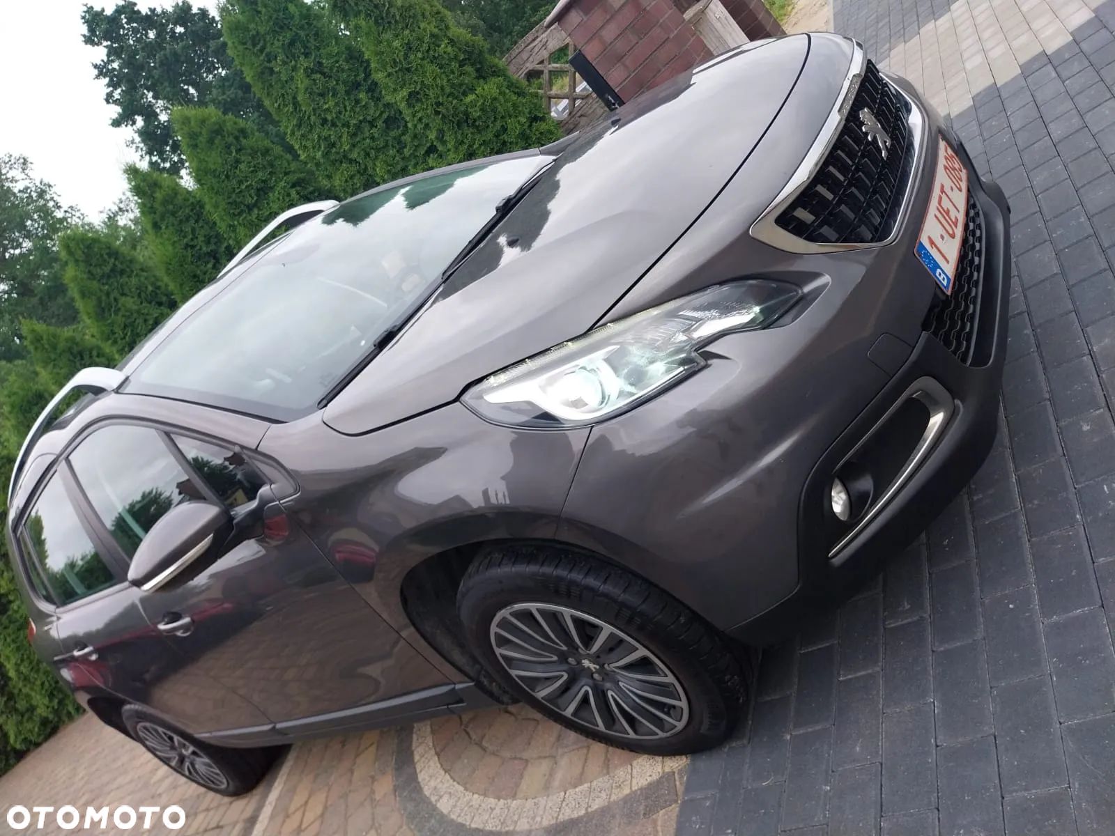 Peugeot 2008 - 1