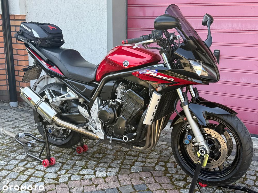 Yamaha FZS - 13