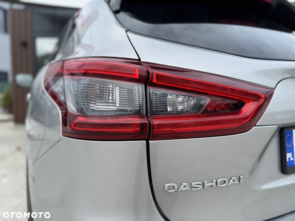 Nissan Qashqai 1.3 DIG-T N-Connecta DCT - 8