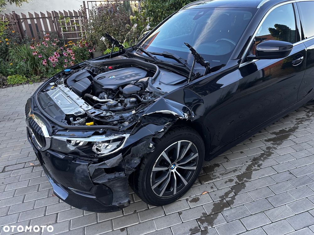 BMW Seria 3 318d MHEV Sport Line - 10
