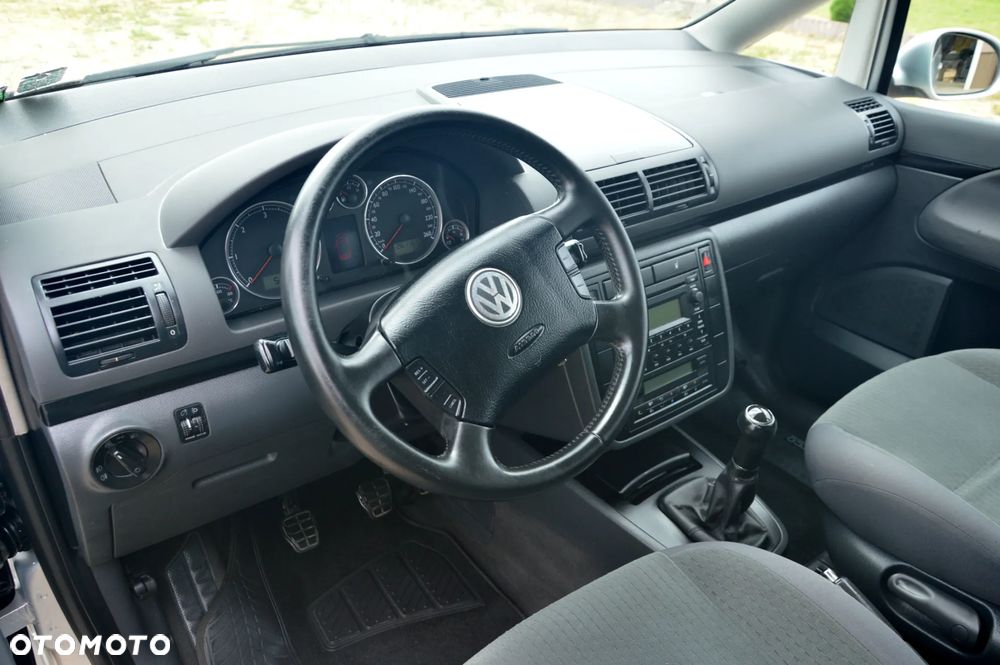 Volkswagen Sharan 1.9 TDI Trendline - 23