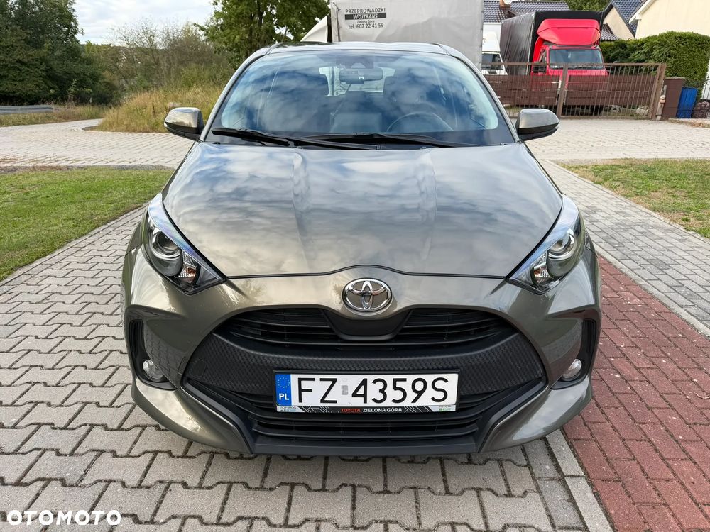 Toyota Yaris - 1