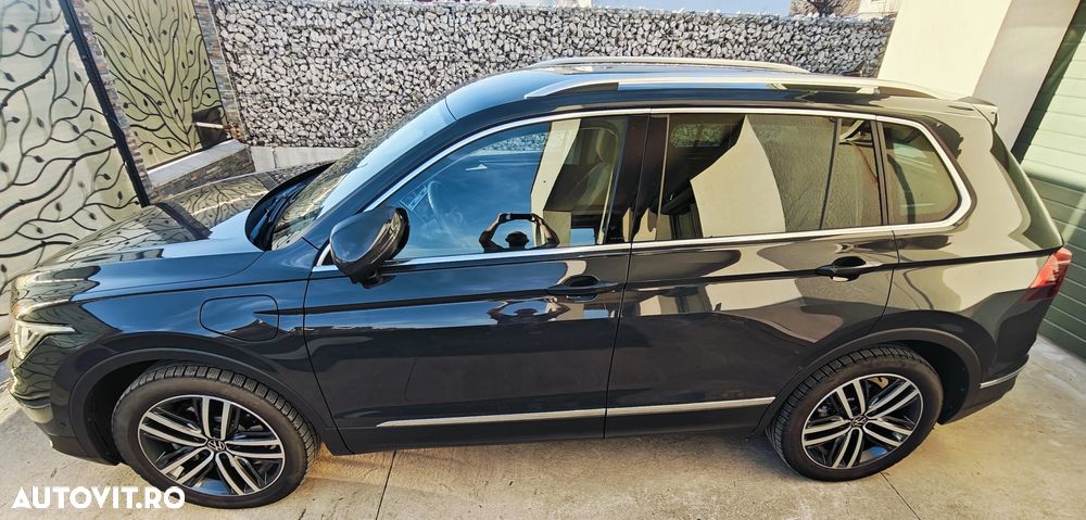 Volkswagen Tiguan - 4