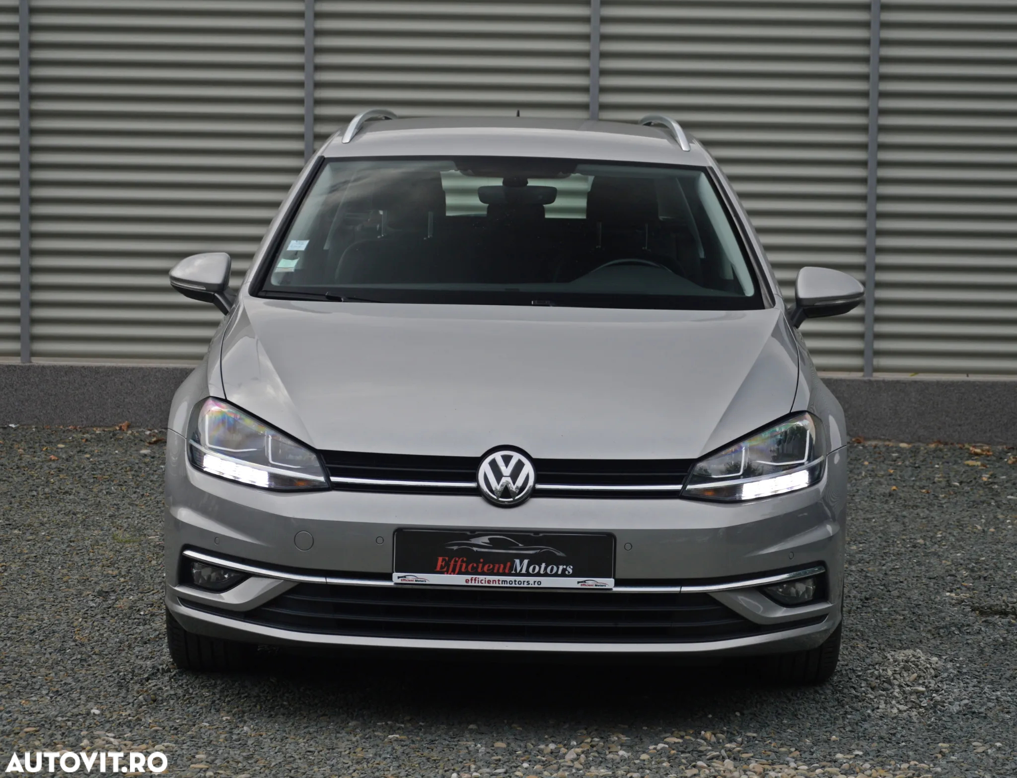 Volkswagen Golf - 5