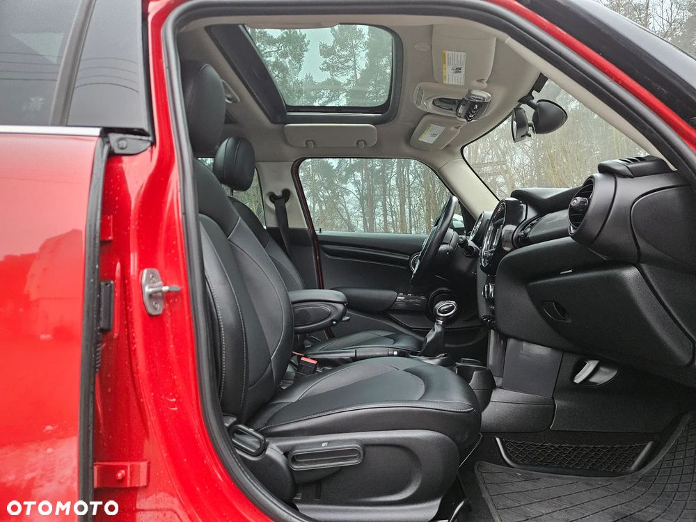 MINI Cooper John Works Trim - 13