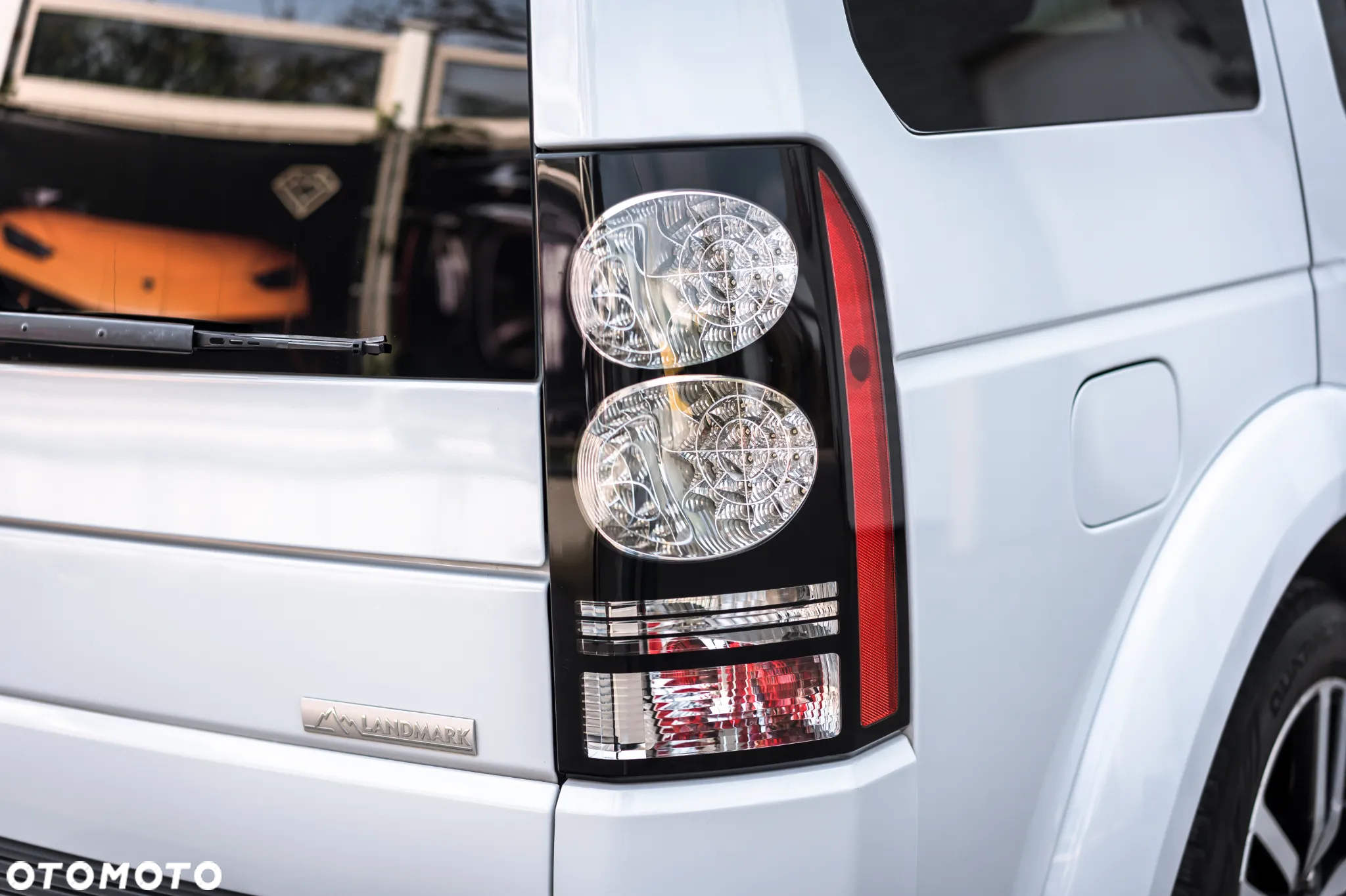 Land Rover Discovery IV 3.0 V6 SC Landmark - 9