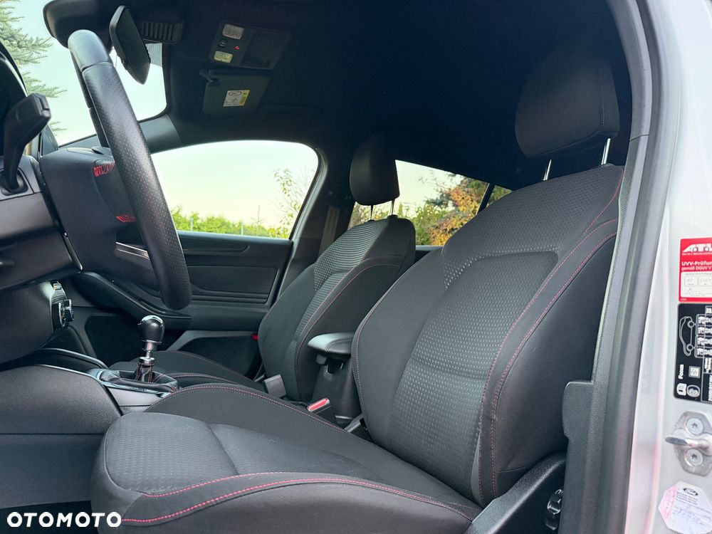 Ford Focus 1.5 EcoBlue Start-Stopp-System ST-LINE - 38