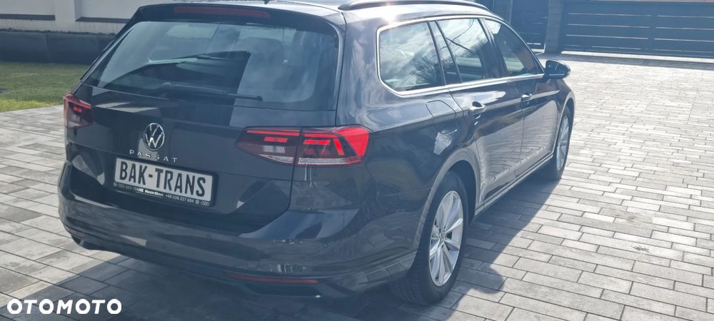 Volkswagen Passat - 6