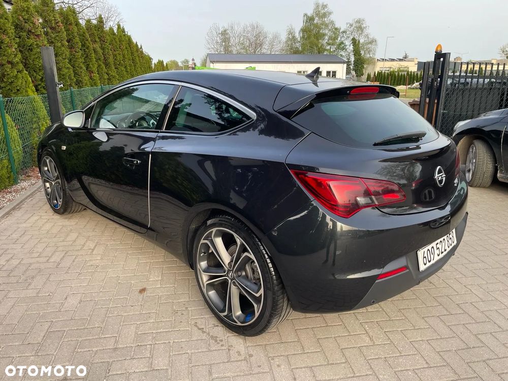 Opel Astra IV GTC 1.7 CDTI Sport S&S - 2