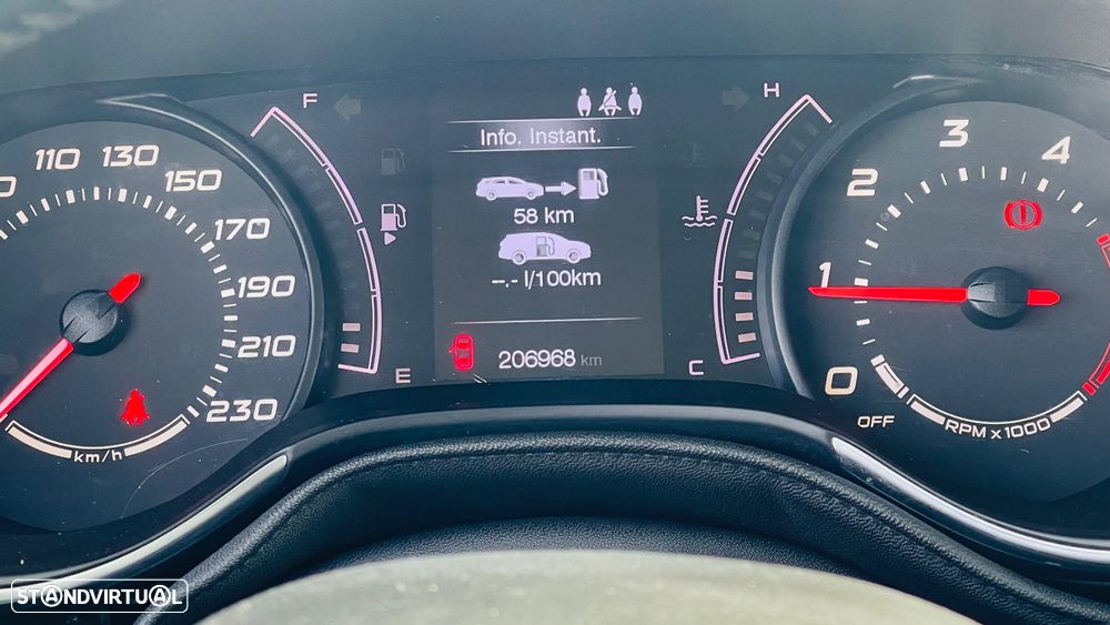 Fiat Tipo Station Wagon 1.3 M-Jet Lounge Tech - 18