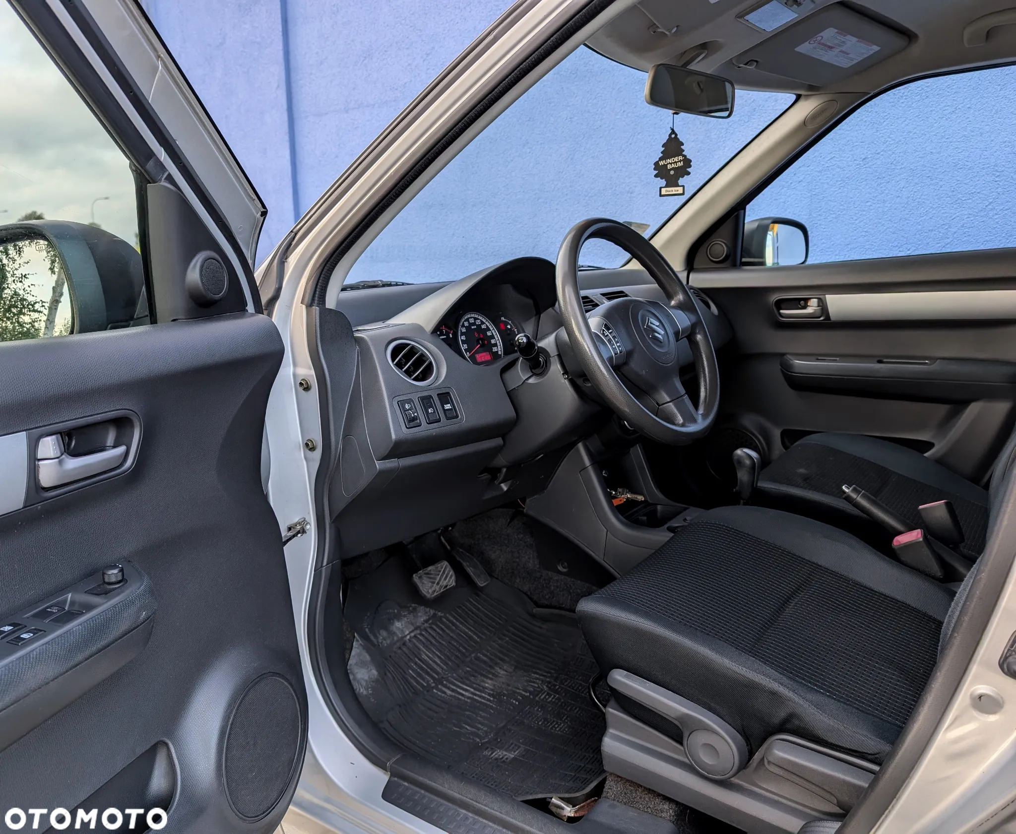 Suzuki Swift - 14