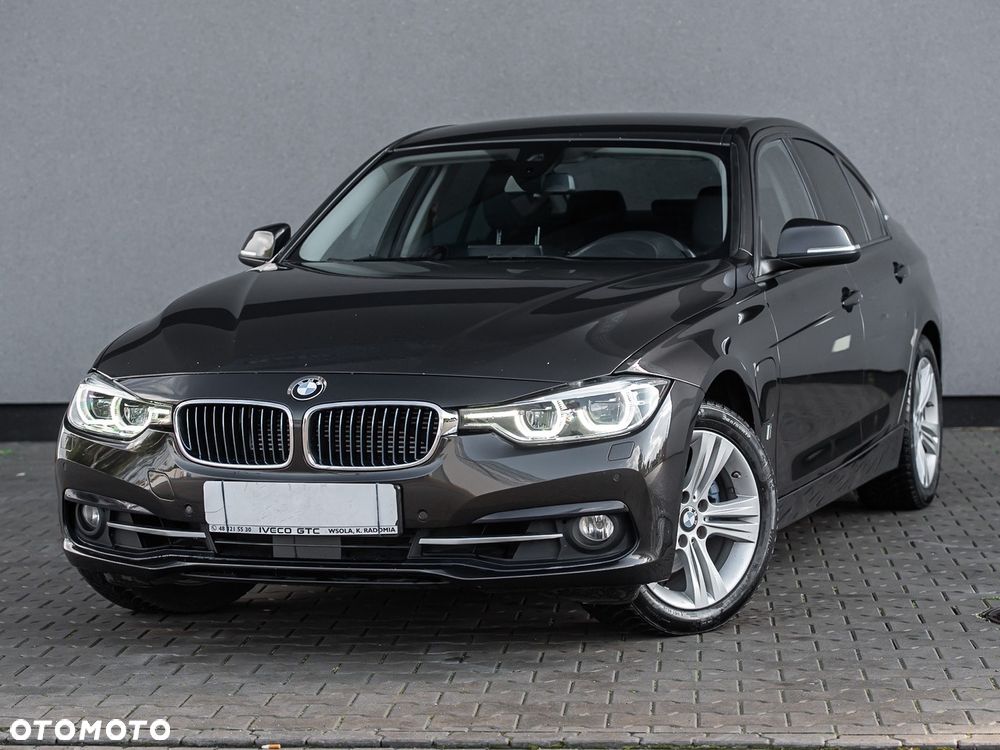 BMW Seria 3 330e iPerformance M Sport - 1