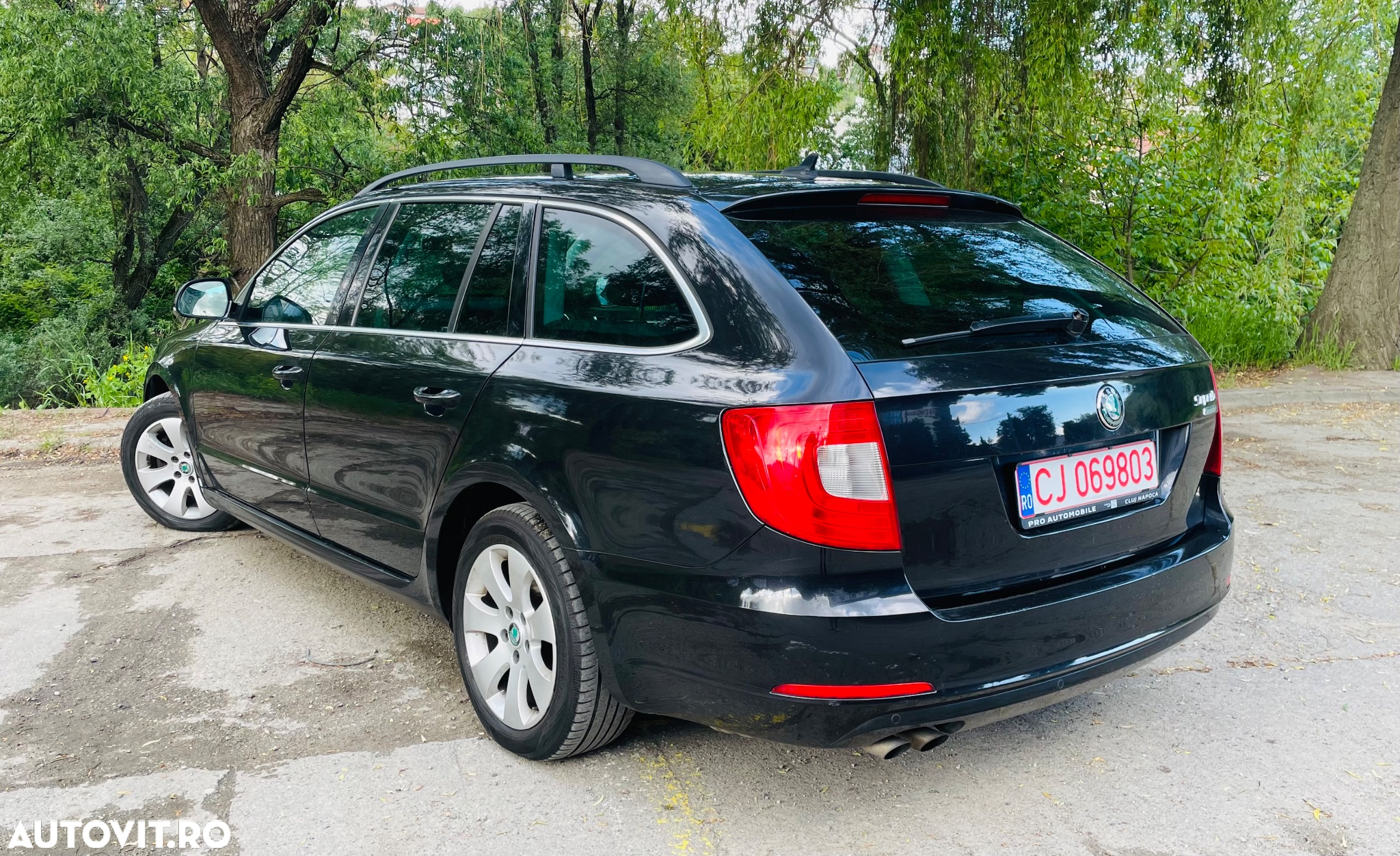 Skoda Superb 1.6 TDI GreenLine - 6