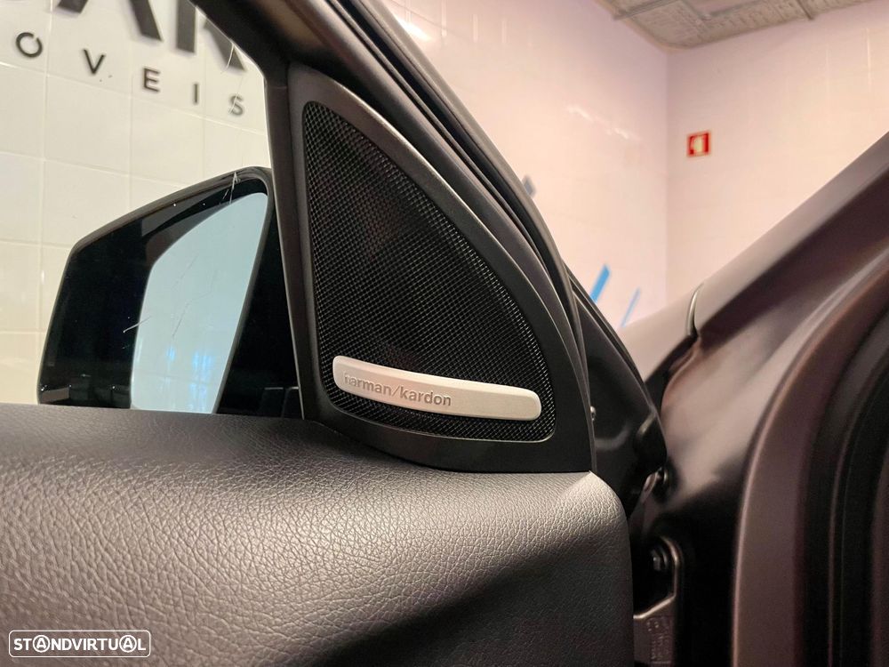 Mercedes-Benz A 45 AMG 4Matic Speedshift 7G-DCT - 14