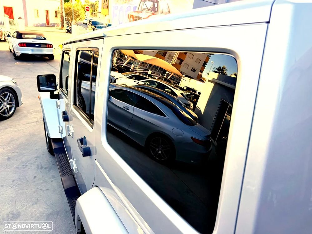 Jeep Wrangler Unlimited 2.8 CRD ATX Sahara Adventure Edition - 48