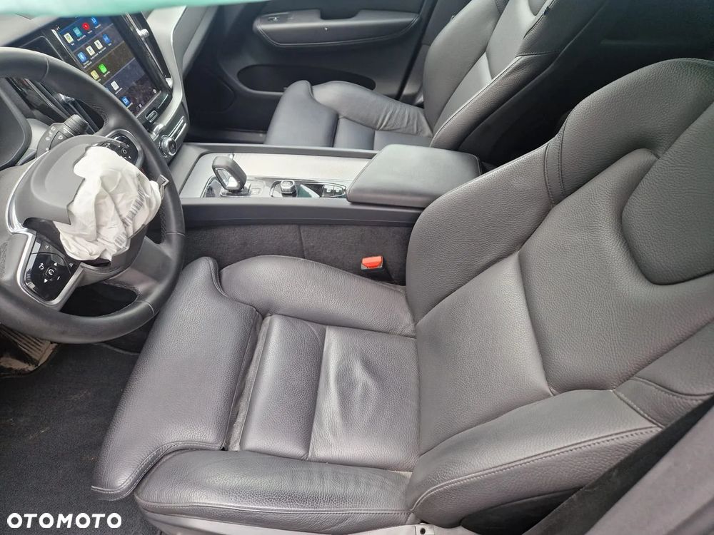 Volvo XC 60 B4 D AWD Plus Bright - 16