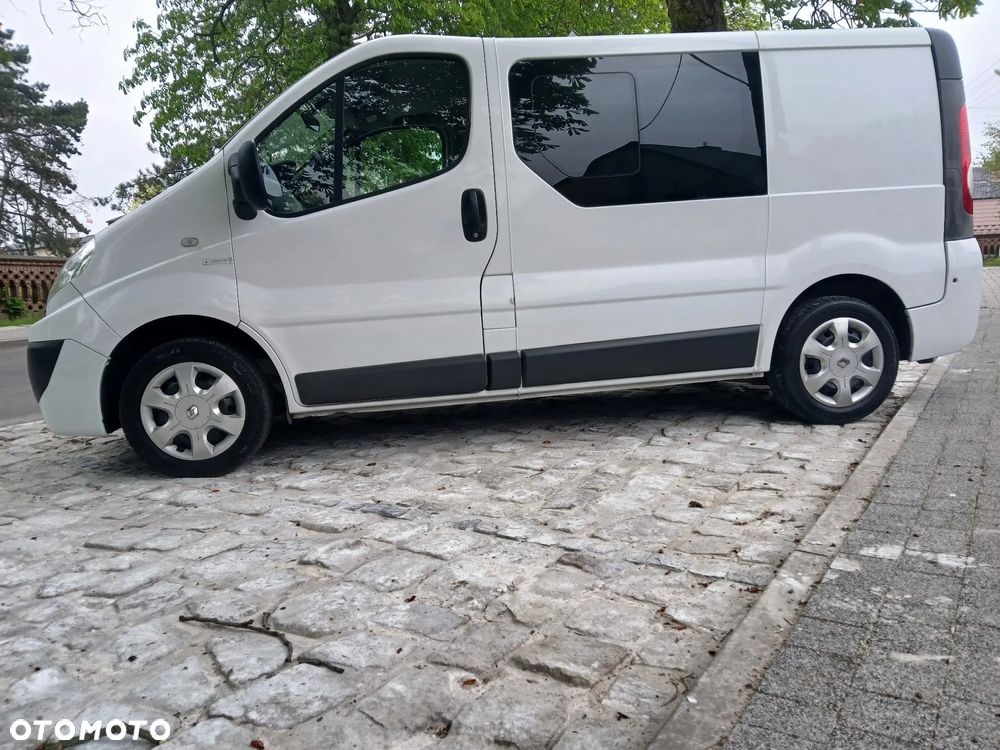 Renault TRAFIC - 6